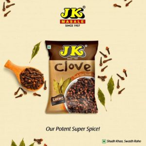 স্কুল শিক্ষকের নাম জবকার্ড তালিকায়, একশো দিনের কাজের প্রকল্পের টাকা ব্যাঙ্ক থেকে তুলেছেন গোটা পরিবার 2