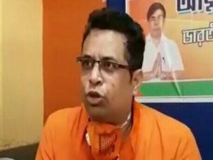 এবার দাম্পত্যে ভাঙ্গন, চোখের জলে স্ত্রীকে ডিভোর্সের নোটিশ পাঠাচ্ছেন সৌমিত্র খাঁ 2