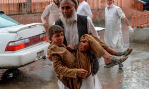 জুম্মার নামাজের সময় মসজিদে ভয়ঙ্কর বিস্ফোরণ, মৃত ১২ 2